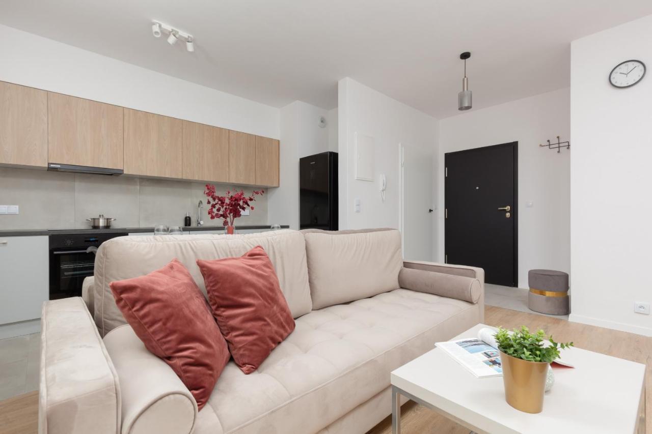 Stacja Wola Apartment Guminska By Noclegi Renters Варшава Екстер'єр фото