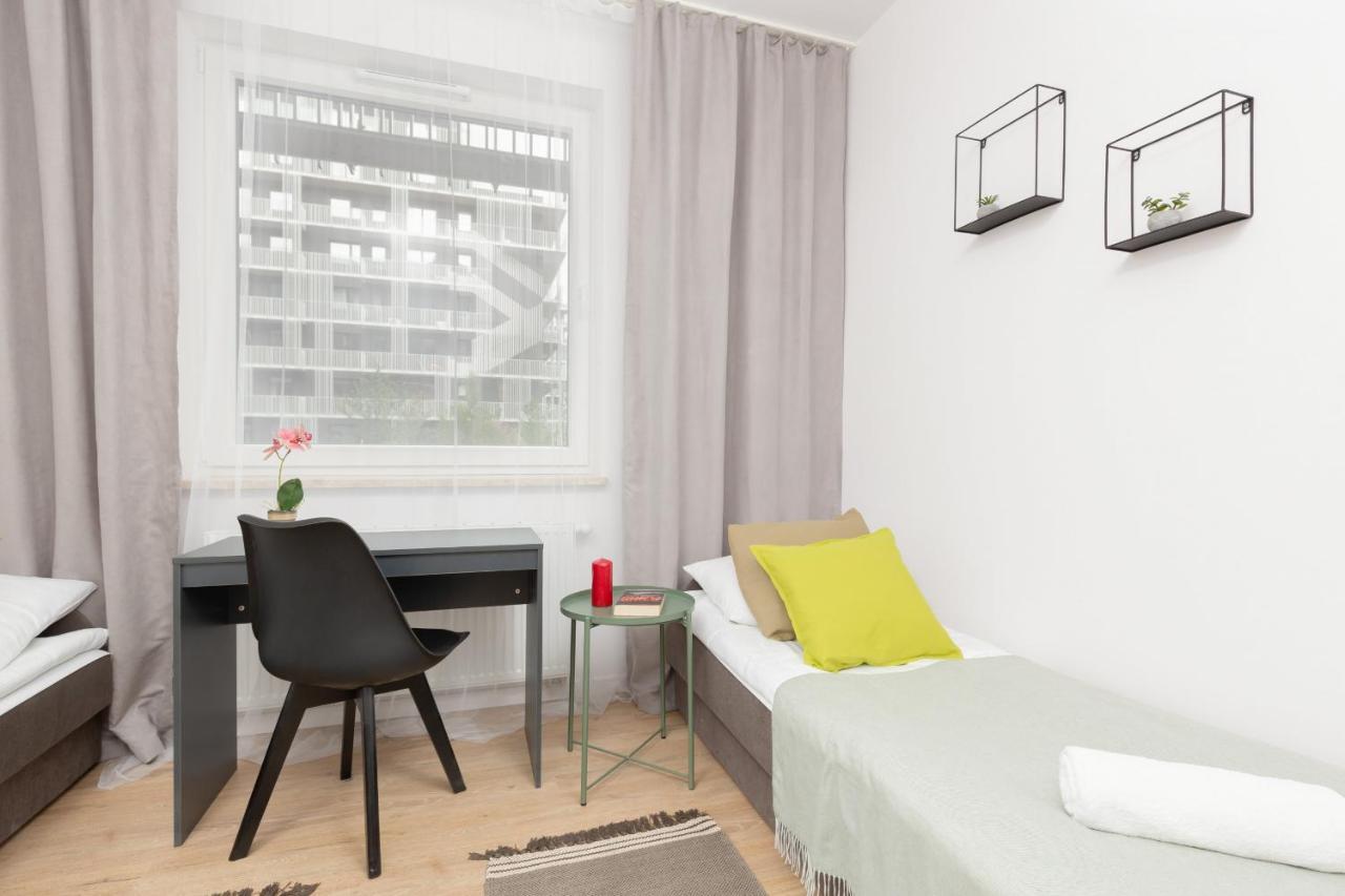 Stacja Wola Apartment Guminska By Noclegi Renters Варшава Екстер'єр фото